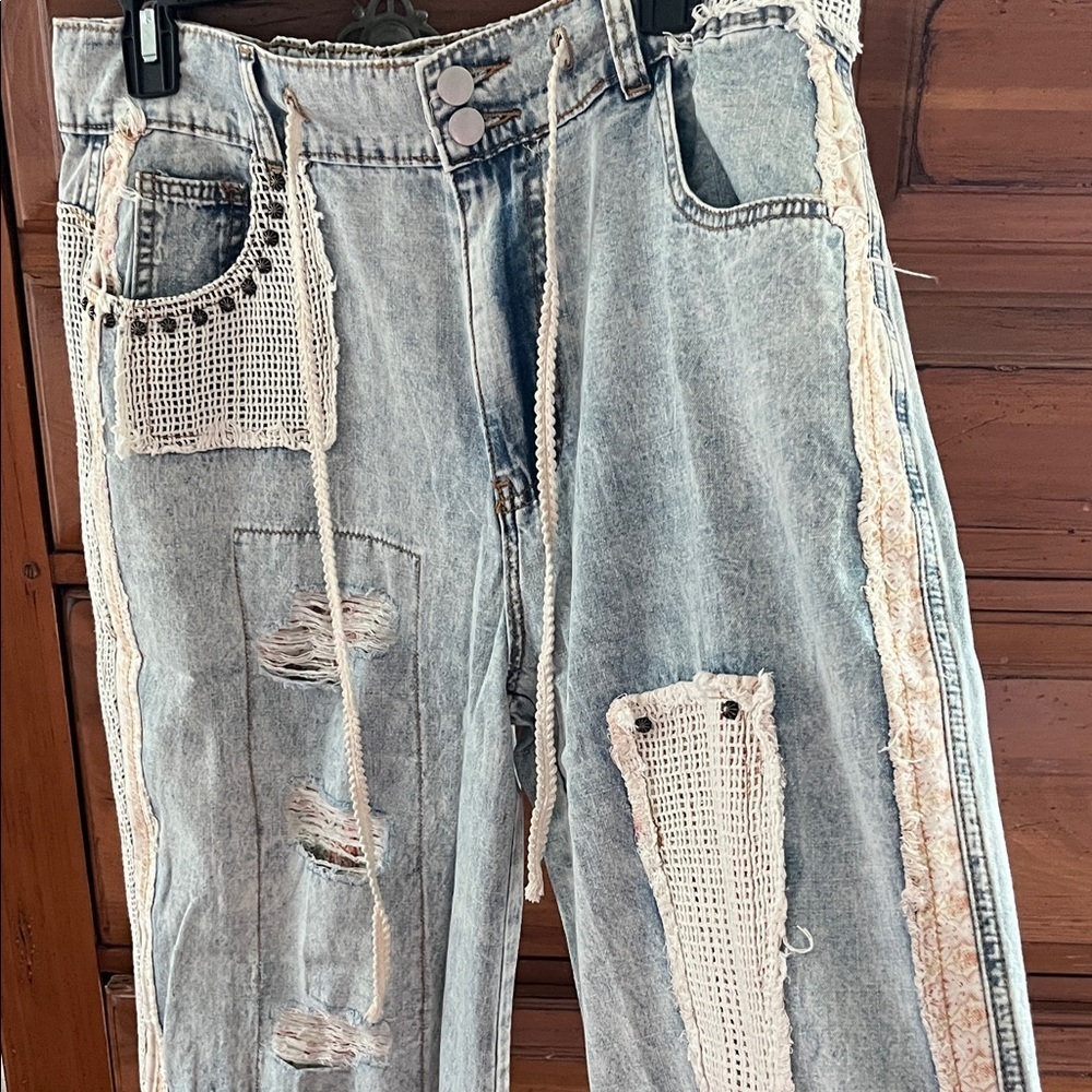 POL Distressed Wide Leg Jeans in Blue And White - Picture 3 of 12